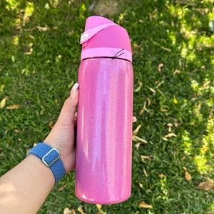BNWT Owala Pink Birthday Bash 2024 Limited Addition Water Bottle